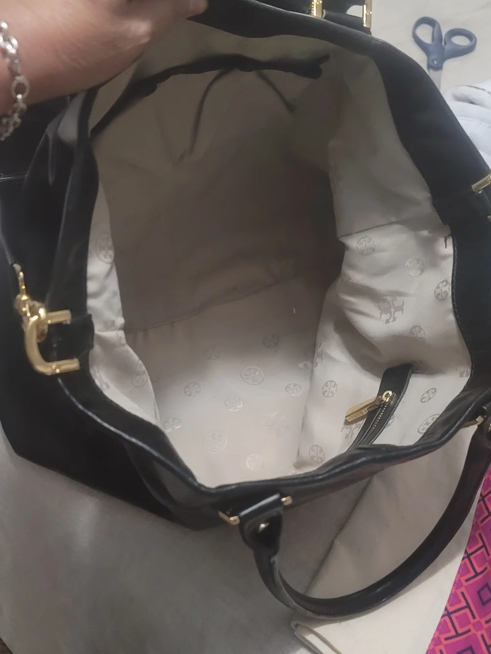 Tory Burch classic tory